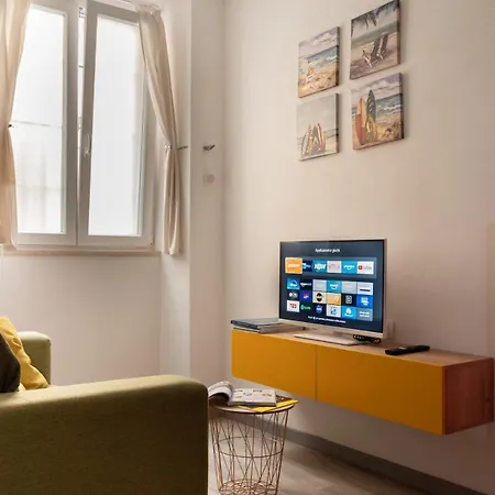 Nest In The Heart Of Stampace شقة كالياري